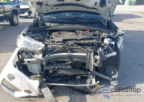 2017 BMW X1 xDrive28I z USA, uszkodzony, nr VIN WBXHT3C35H5F78391